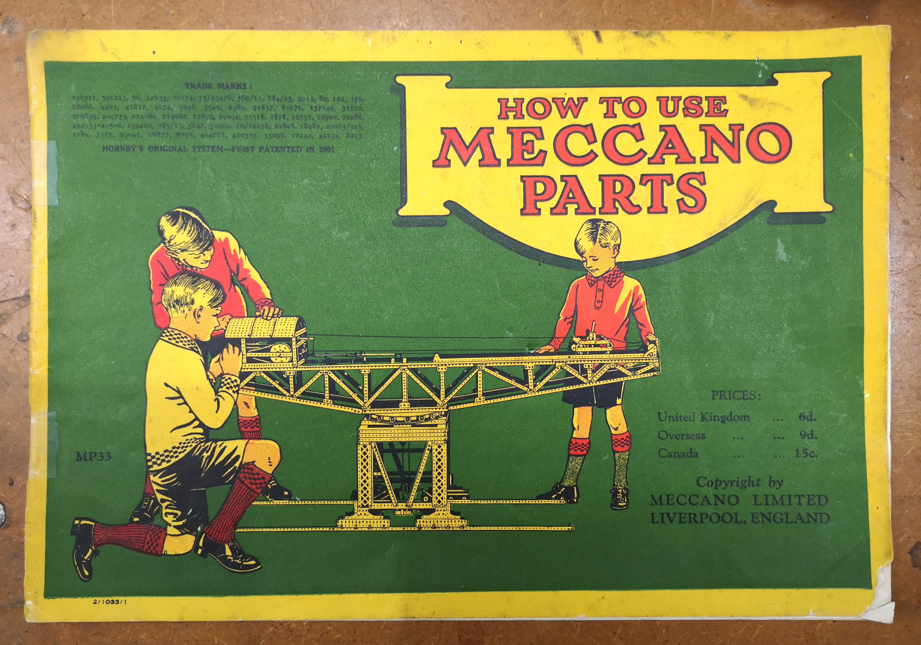 LOT 0168 - HOW TO USE MECCANO. Original 1933 booklet.