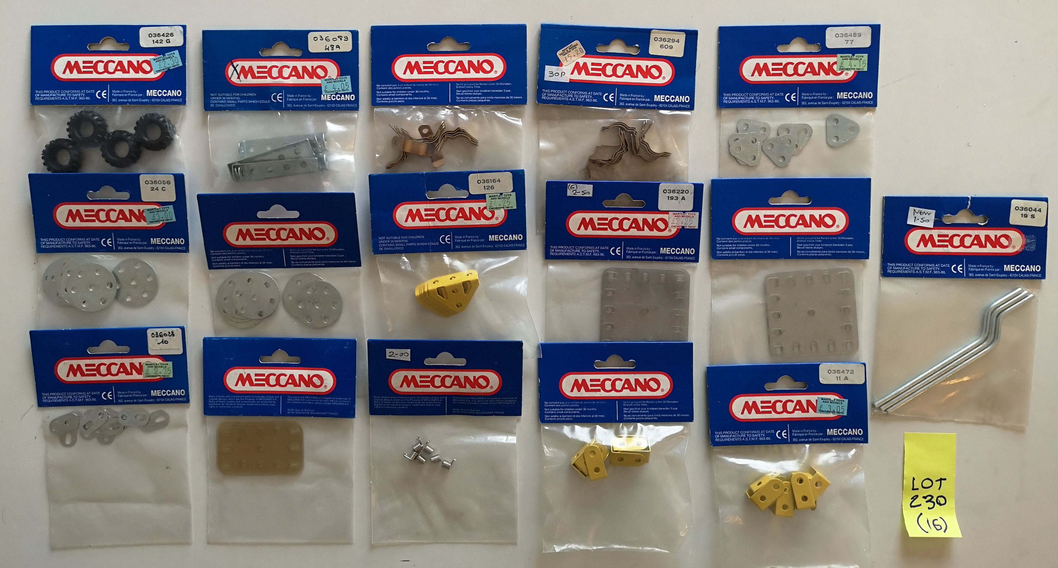 LOT 230 - 16 Meccano Spare part packets